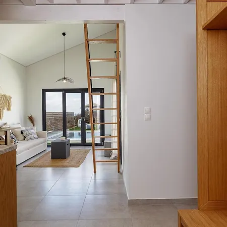Carob Villas, An Eco-friendly Hideaway Willa *
