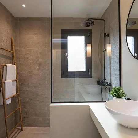Carob Villas, An Eco-friendly Hideaway Villa Sissi (Crete)