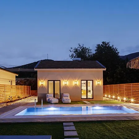 Villa Carob Villas, An Eco-friendly Hideaway Sissi (Crete)