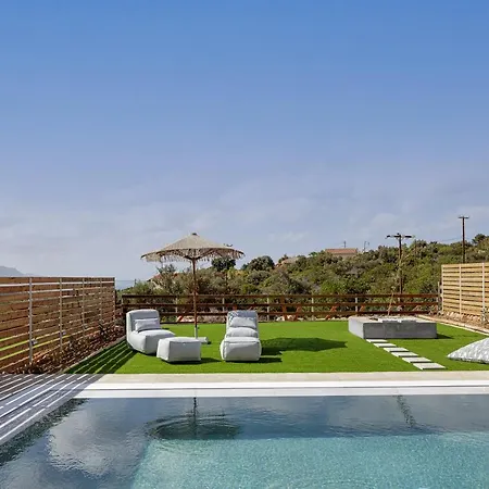 Carob Villas, An Eco-friendly Hideaway *